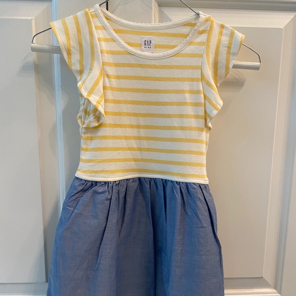 Girls Gap small dress